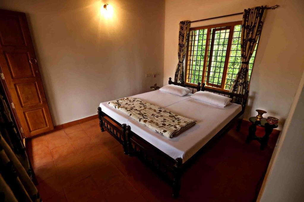 1515 Mepra House Alleppey Tiruvalla Room photo
